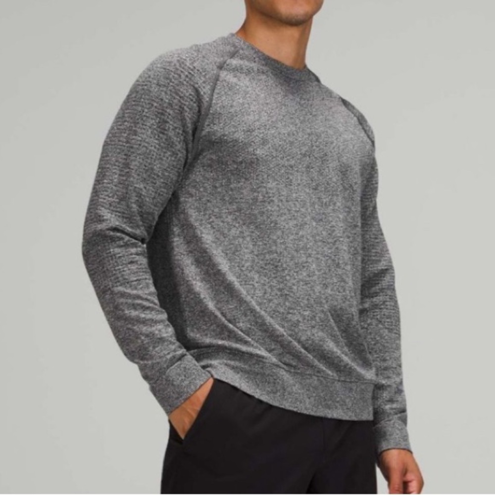 LULULEMON THICKER ENGINEERED WARMTH LONG SLEEVE TOP WORN TWICE SIZE MEDIUM EUC